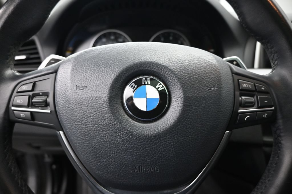 Used 2016 BMW 528i Sedan RWD image 11