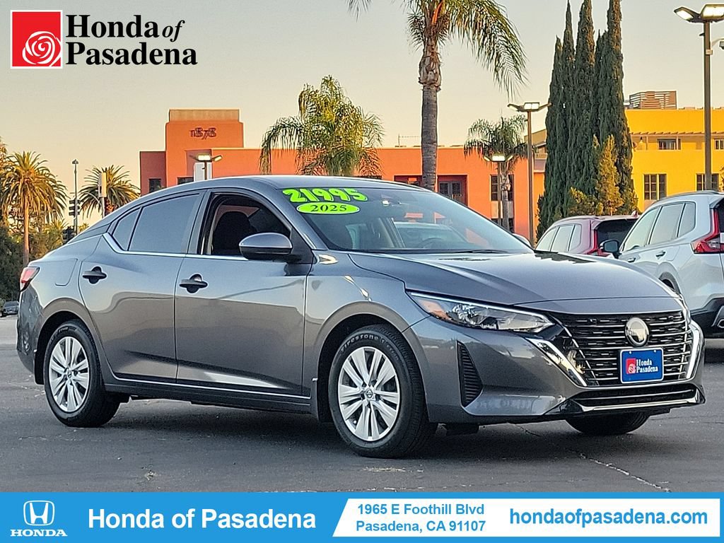 Used 2025 Nissan Sentra S w/ Trunk Package FWD image 8
