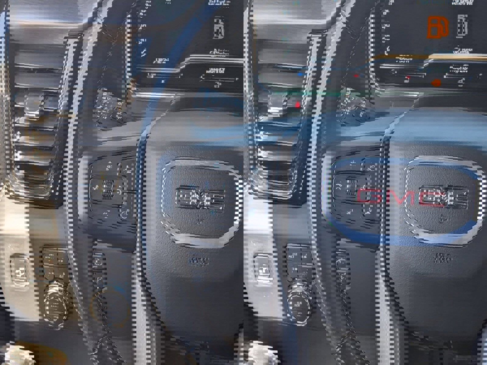 Used 2024 GMC Sierra 2500 AT4 w/ AT4 Premium Plus Package AWD/4WD image 20