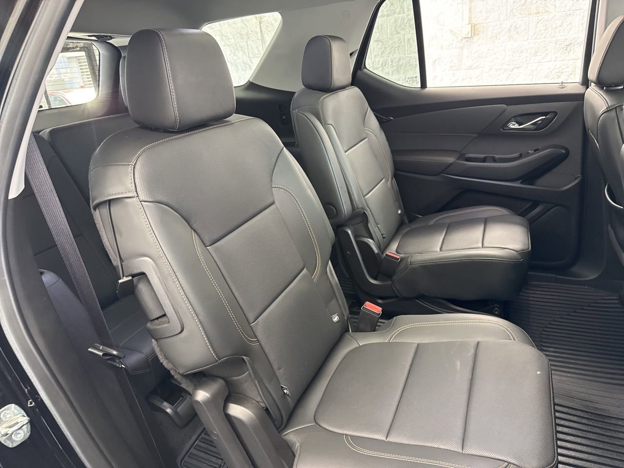 Used 2020 Chevrolet Traverse Premier image 48