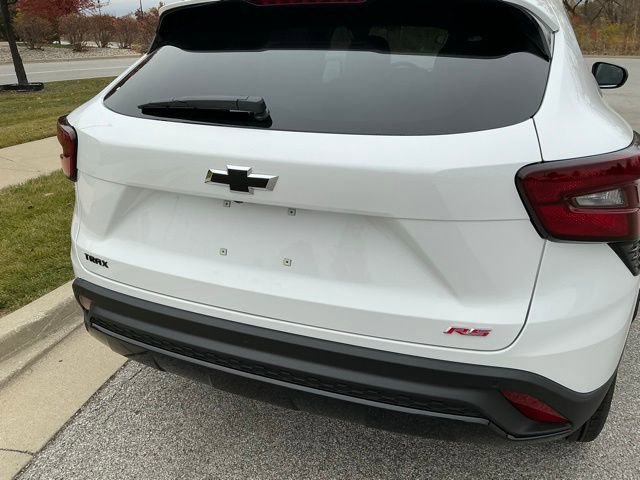 New 2026 Chevrolet Trax RS image 7
