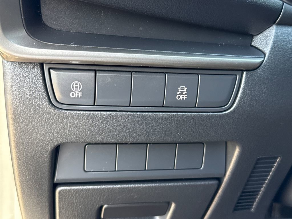 Used 2022 MAZDA MAZDA3 s image 25