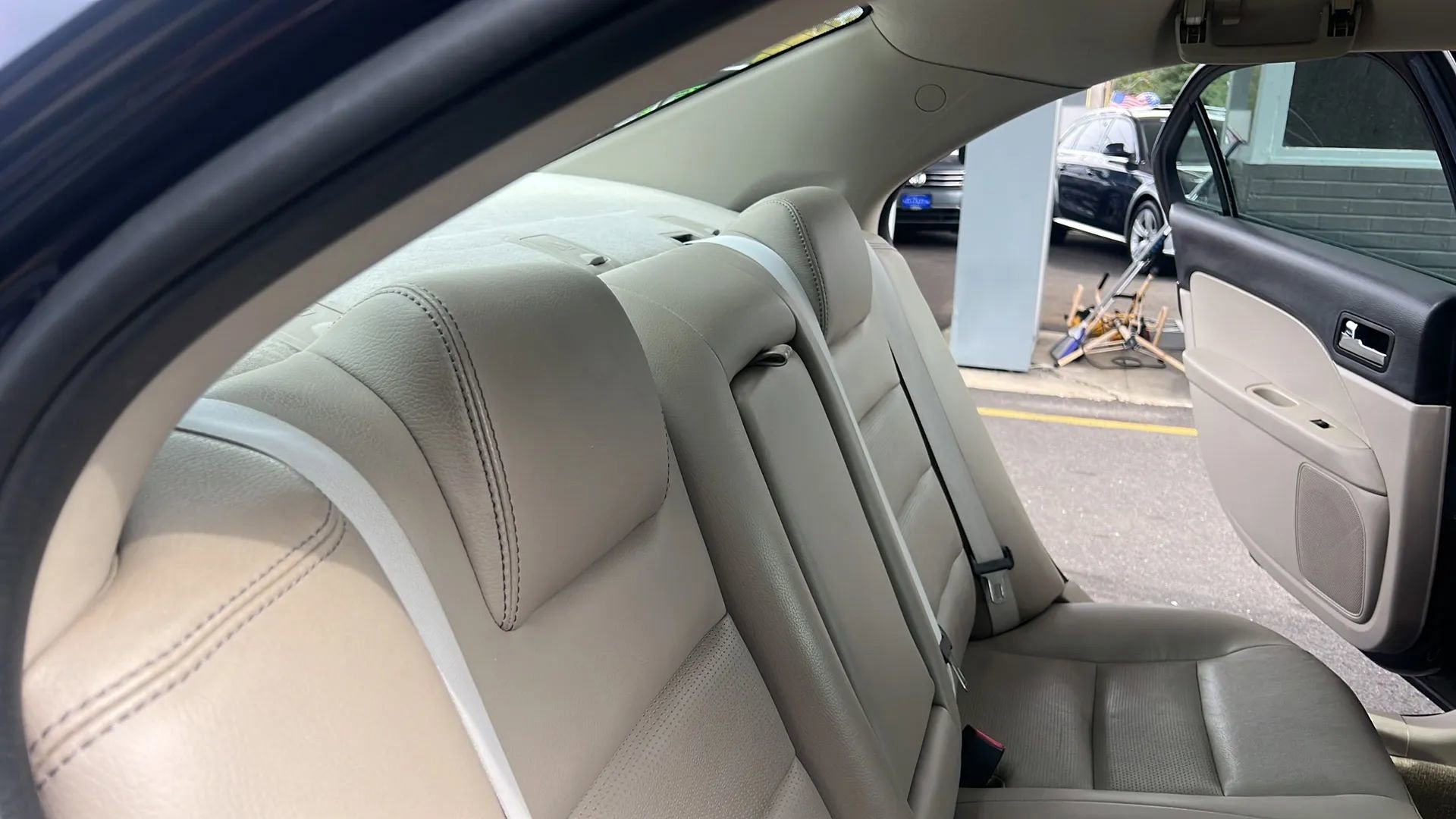 Used 2007 Ford Fusion SEL image 34