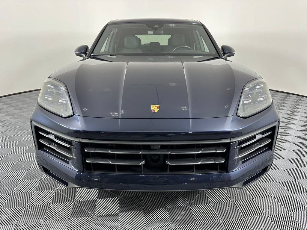 Certified 2024 Porsche Cayenne w/ Premium Package Plus (PFM) AWD/4WD image 8