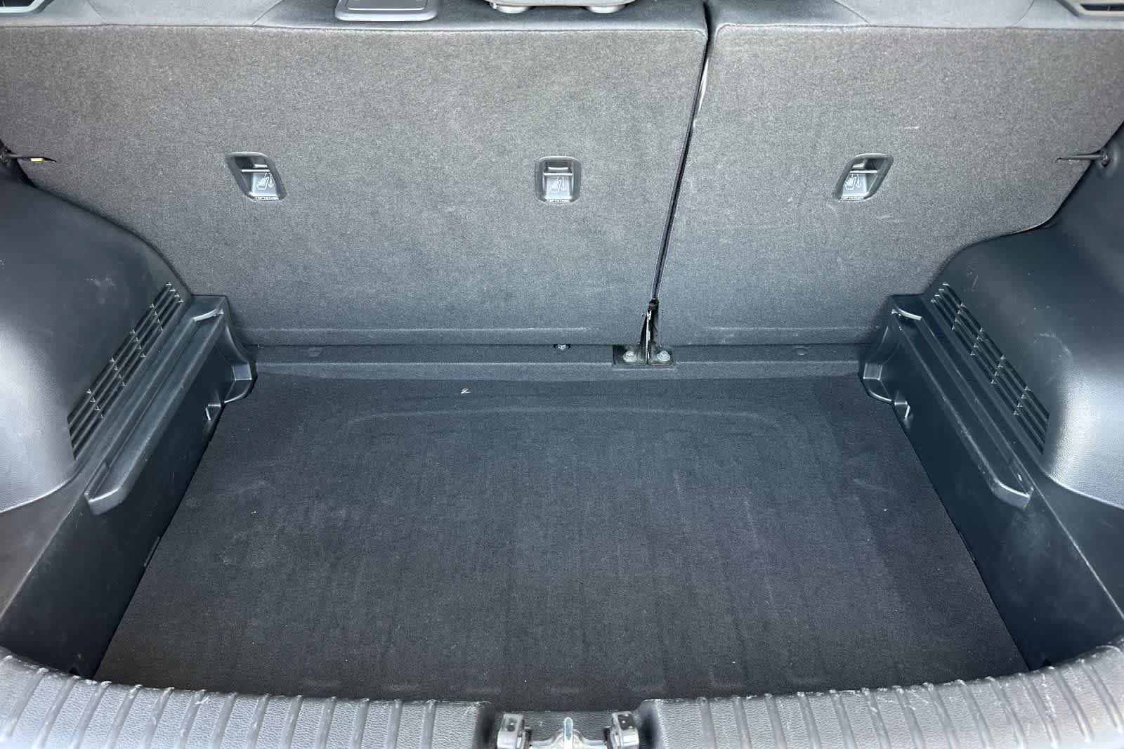 Used 2023 Kia Soul LX w/ Option Group 015 FWD image 15