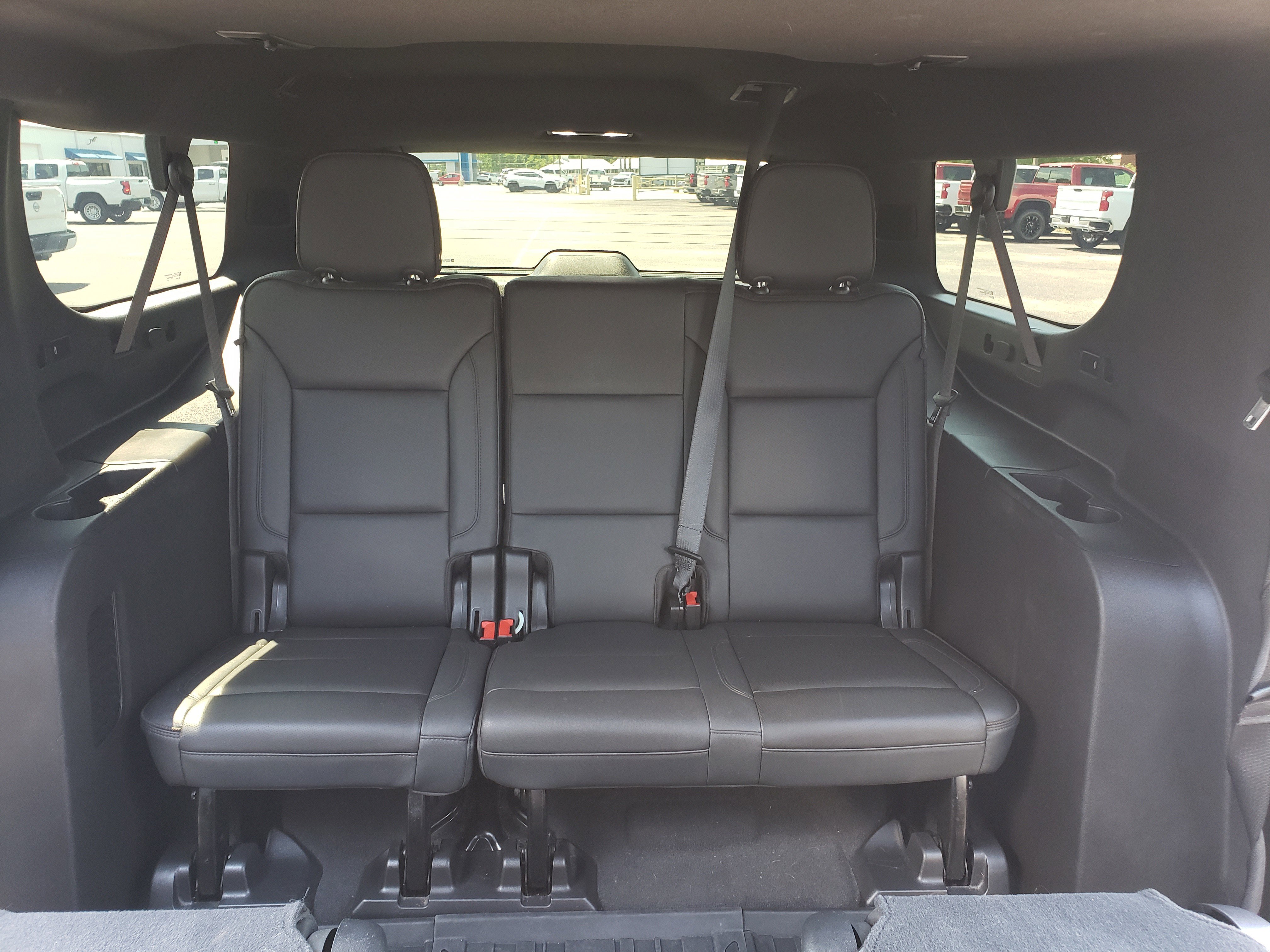 Used 2021 Chevrolet Suburban High Country image 30