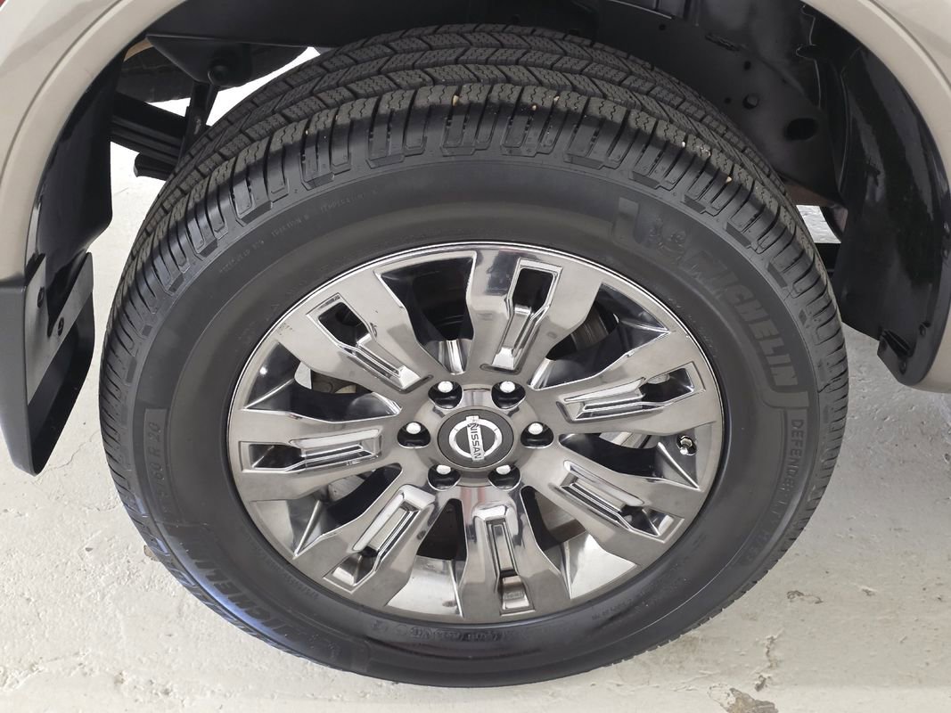 Used 2017 Nissan Titan Platinum Reserve AWD/4WD image 49