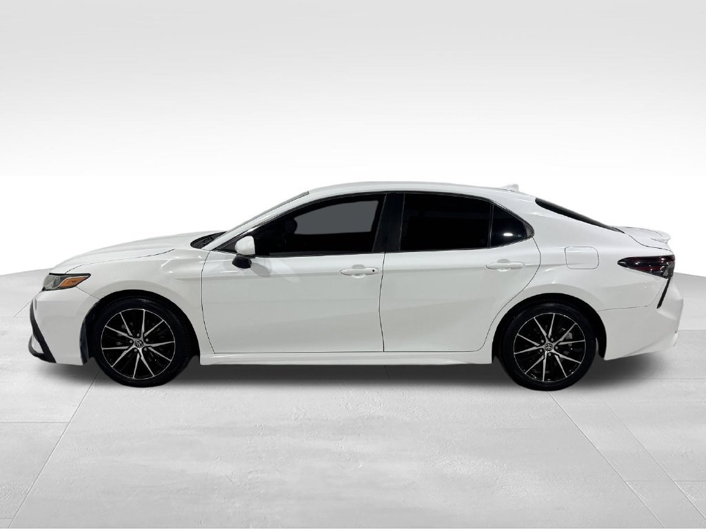 Used 2021 Toyota Camry SE FWD image 14