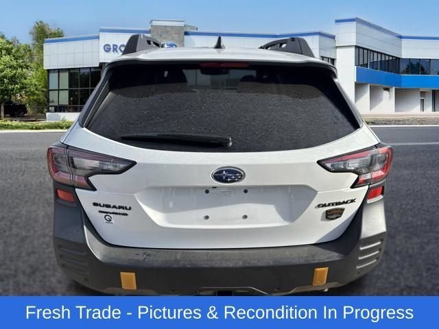 Used 2025 Subaru Outback Wilderness AWD/4WD image 5