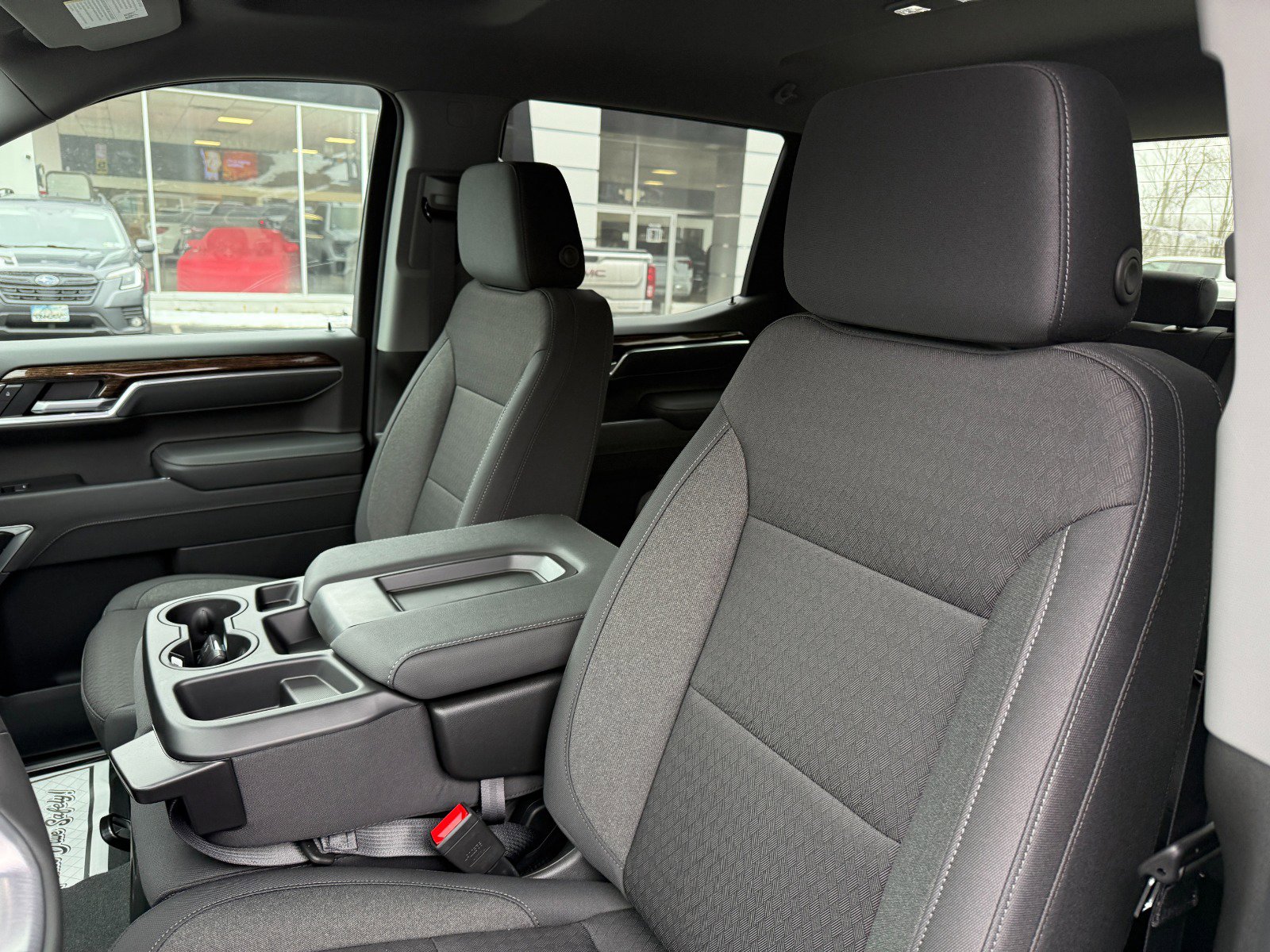 New 2026 GMC Sierra 1500 SLE w/ Max Trailering Package image 14