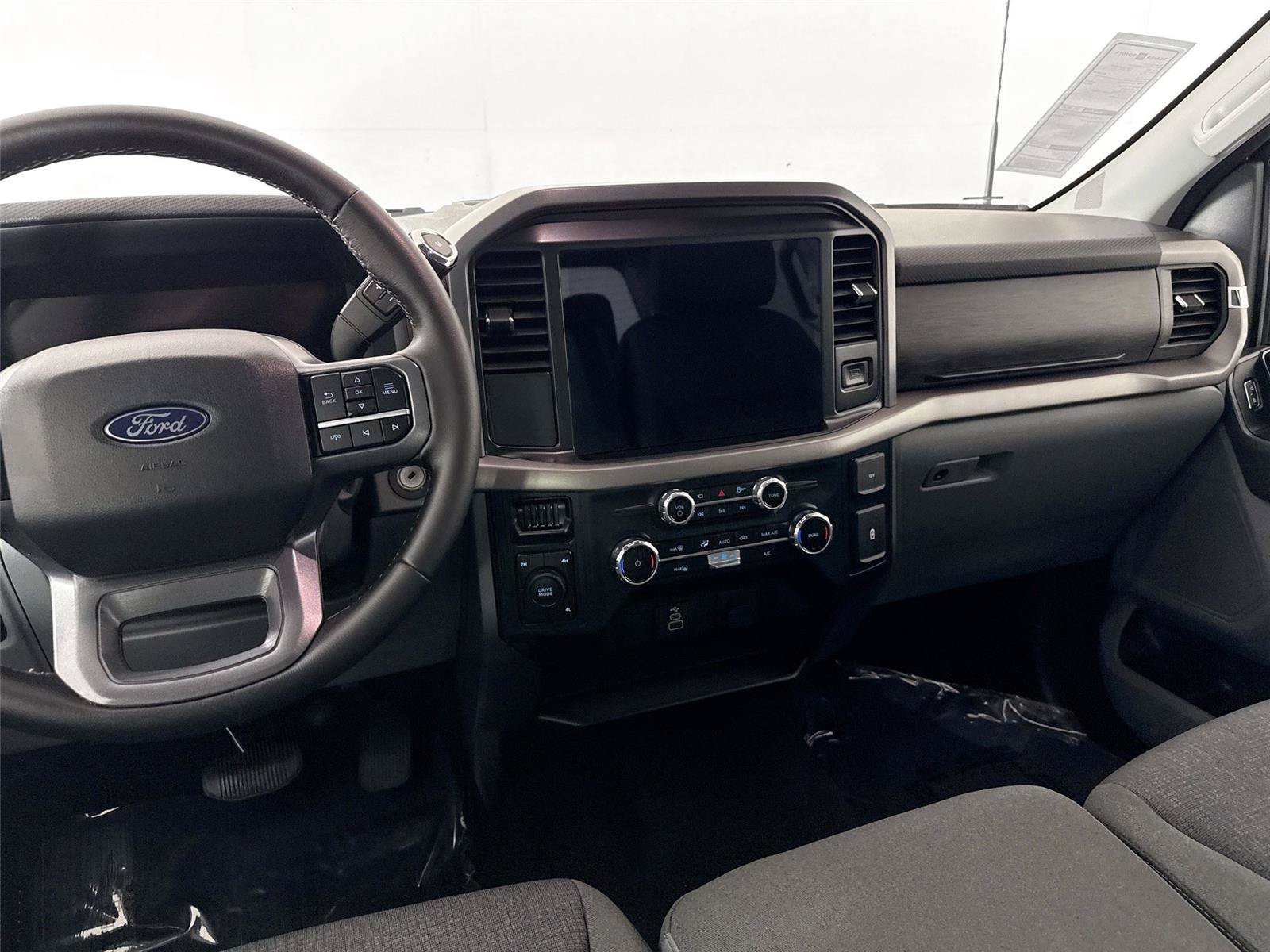 Used 2025 Ford F150 XLT w/ Equipment Group 301A Standard AWD/4WD image 27