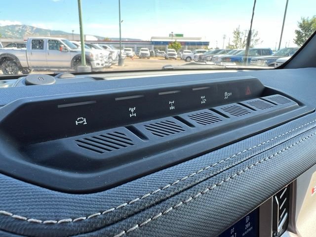 Used 2024 Ford Bronco Raptor w/ Interior Carbon Fibre Pack AWD/4WD image 33