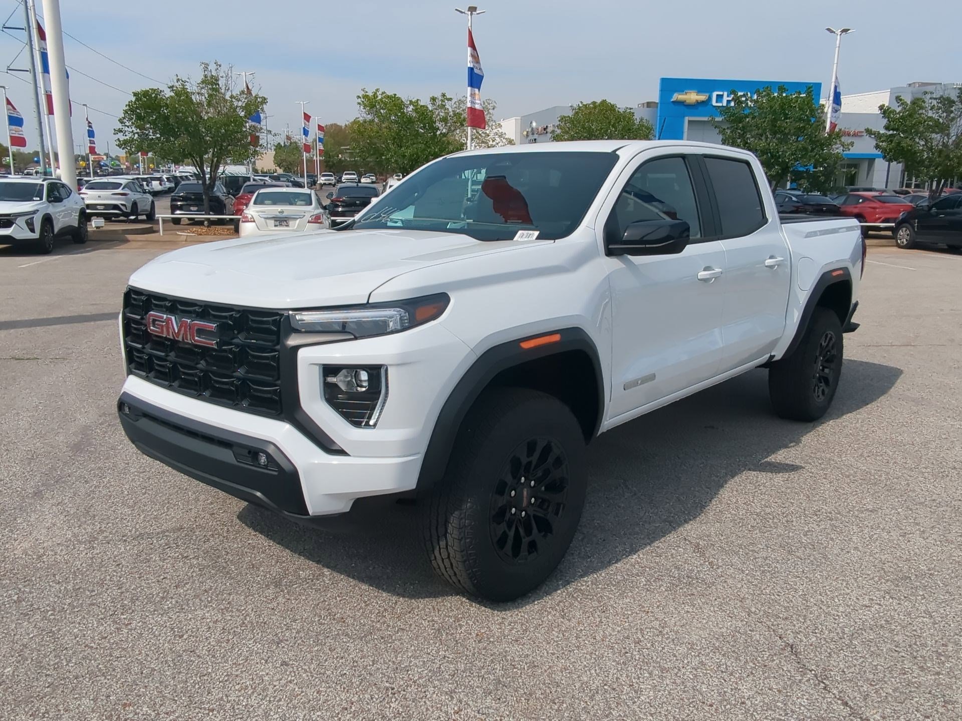 New 2026 GMC Canyon Elevation w/ Convenience Package image 4