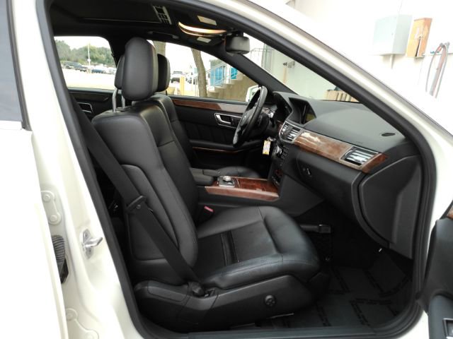 Used 2012 Mercedes-Benz E 350 4MATIC image 19