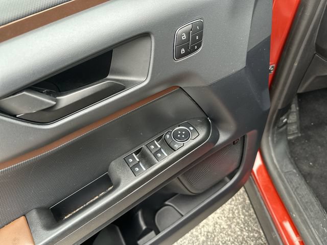 Used 2024 Ford Bronco Sport Outer Banks w/ Tech Package AWD/4WD image 17