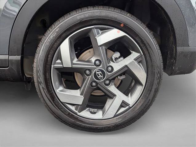 New 2026 Hyundai Venue SEL FWD image 9