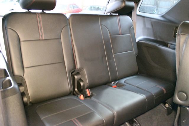 Used 2022 Chevrolet Traverse RS AWD/4WD image 16