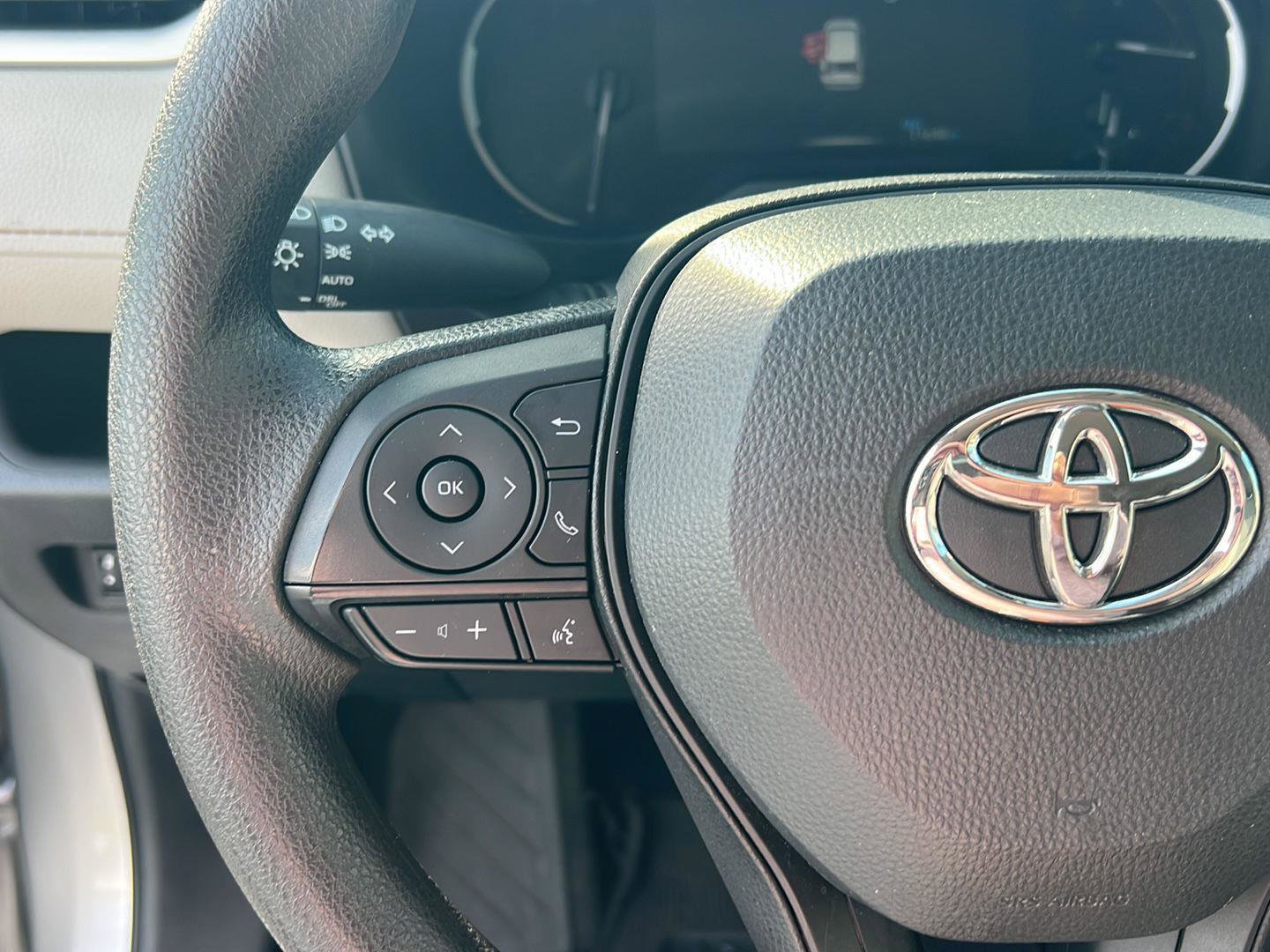 Certified 2023 Toyota RAV4 XLE image 21