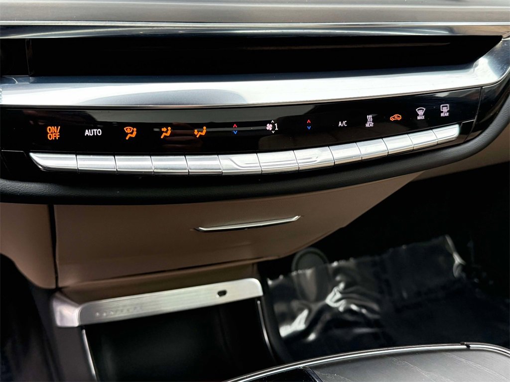 Certified 2024 Cadillac Lyriq Luxury w/ Nappa Leather Package image 27