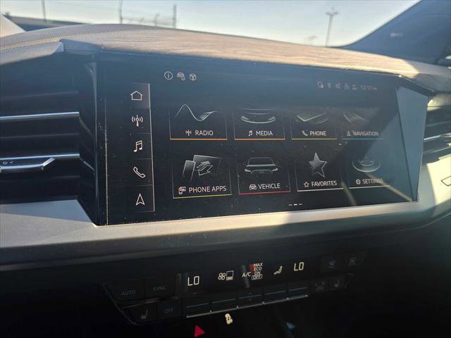 Used 2024 Audi Q4 e-tron Prestige image 29