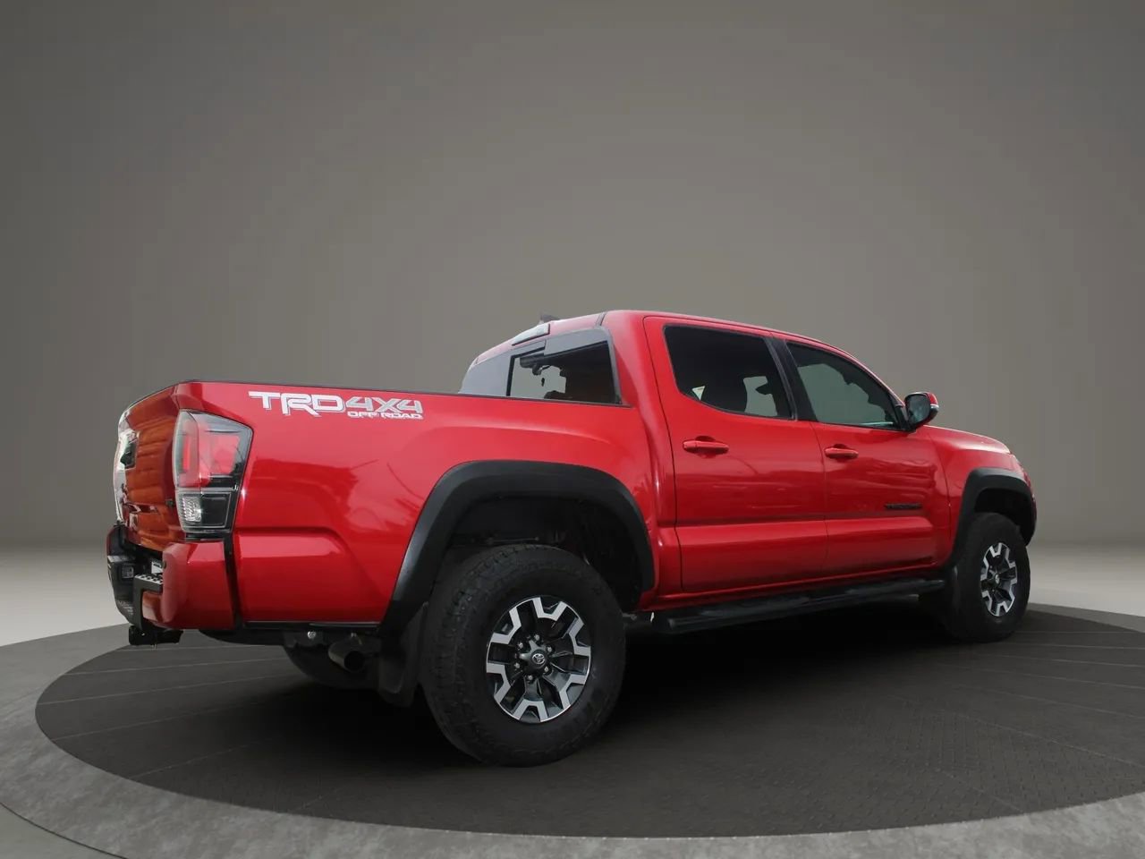 Used 2022 Toyota Tacoma TRD Off-Road image 7