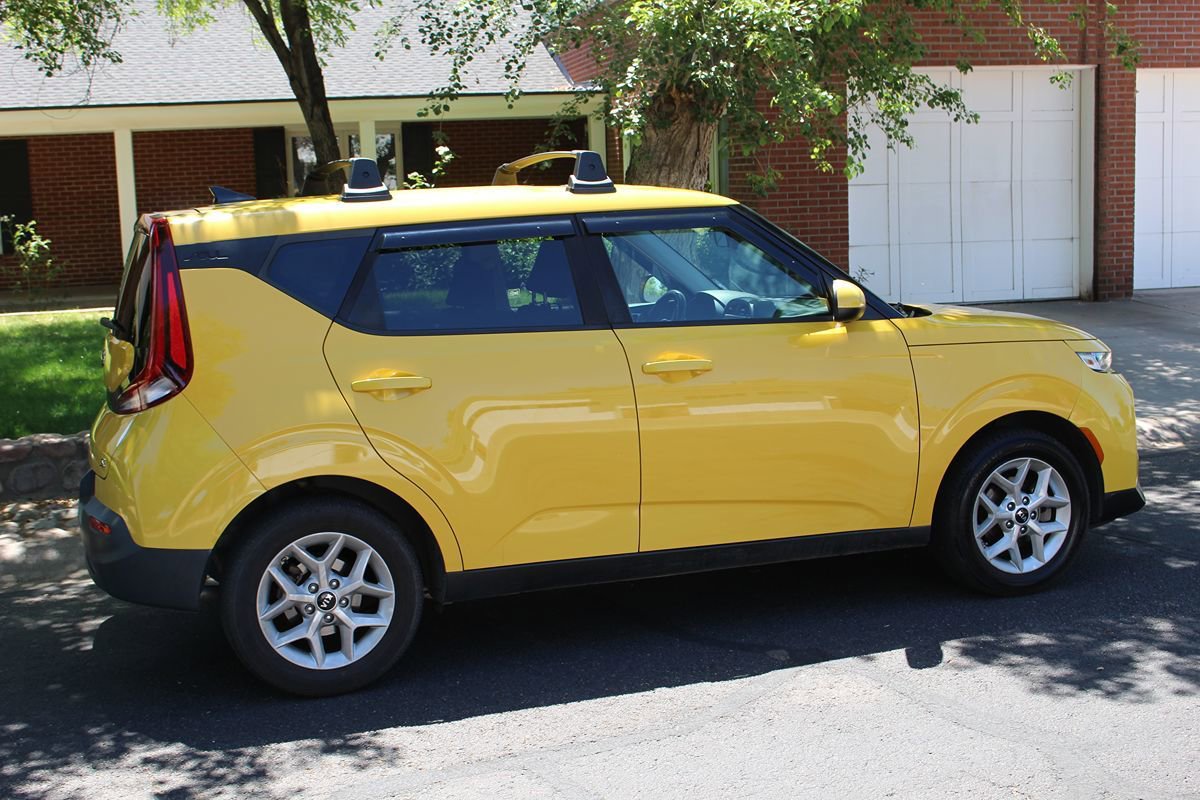 Used 2020 Kia Soul S FWD image 29