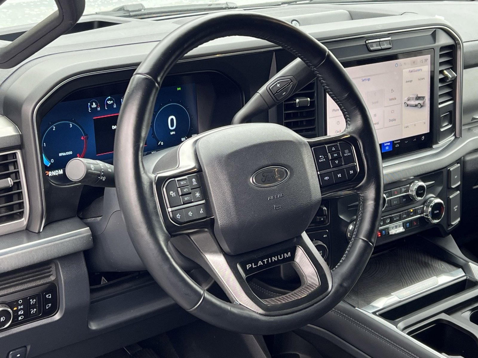 Used 2025 Ford F350 Platinum image 14