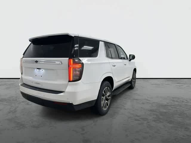 Used 2024 Chevrolet Tahoe 2WD w/ Remote Keyless Entry Package image 3