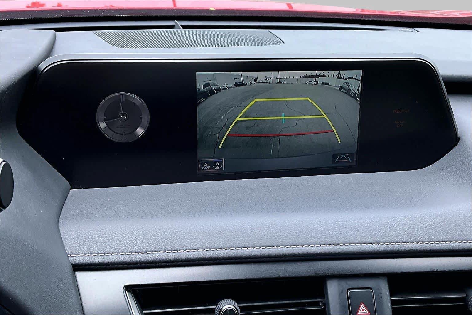 Used 2020 Lexus UX 250h AWD/4WD image 27