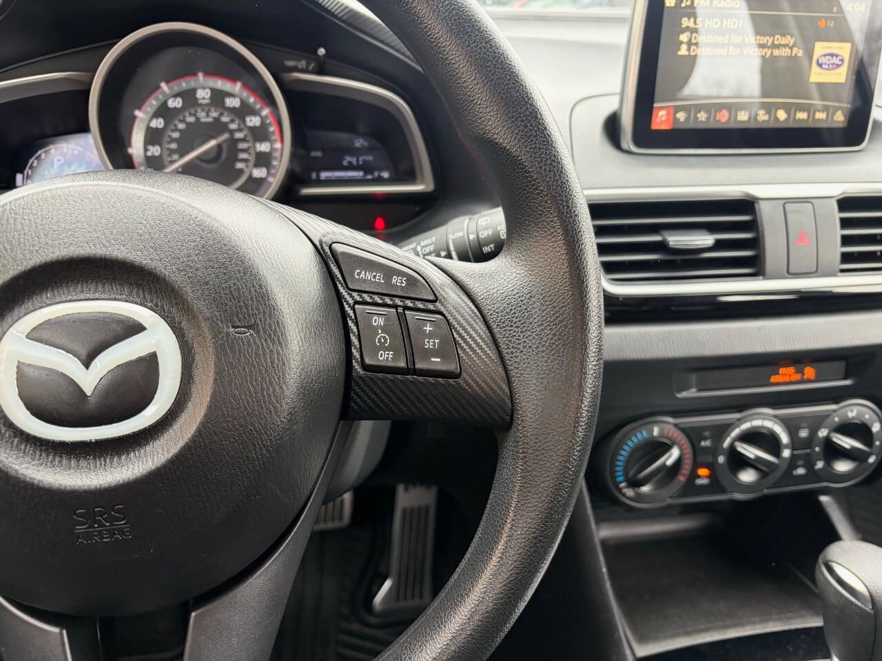 Used 2015 MAZDA MAZDA3 i Sport image 16