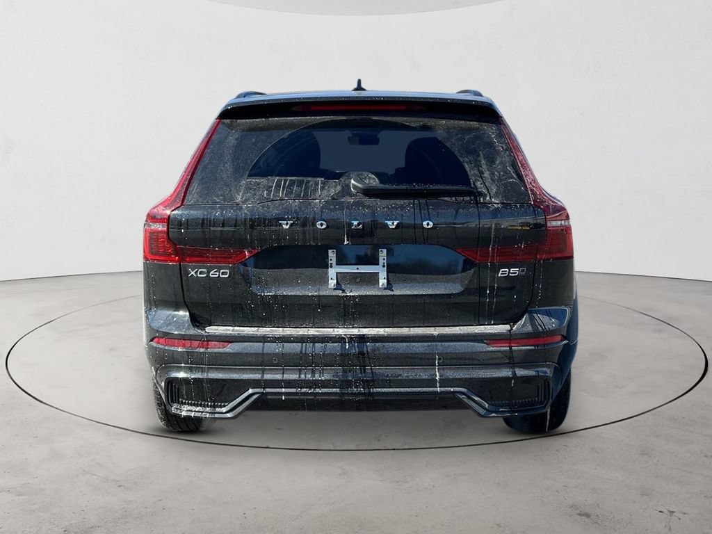 New 2026 Volvo XC60 B5 Plus w/ Protection Package Premier AWD/4WD image 4