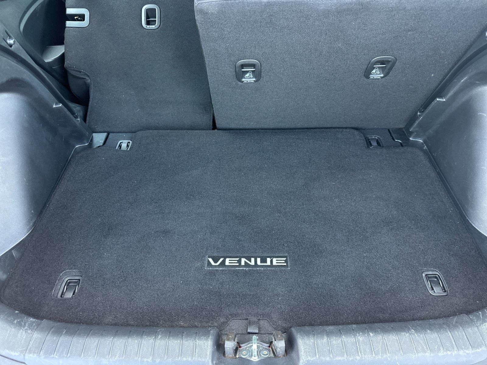 Used 2023 Hyundai Venue SEL FWD image 15
