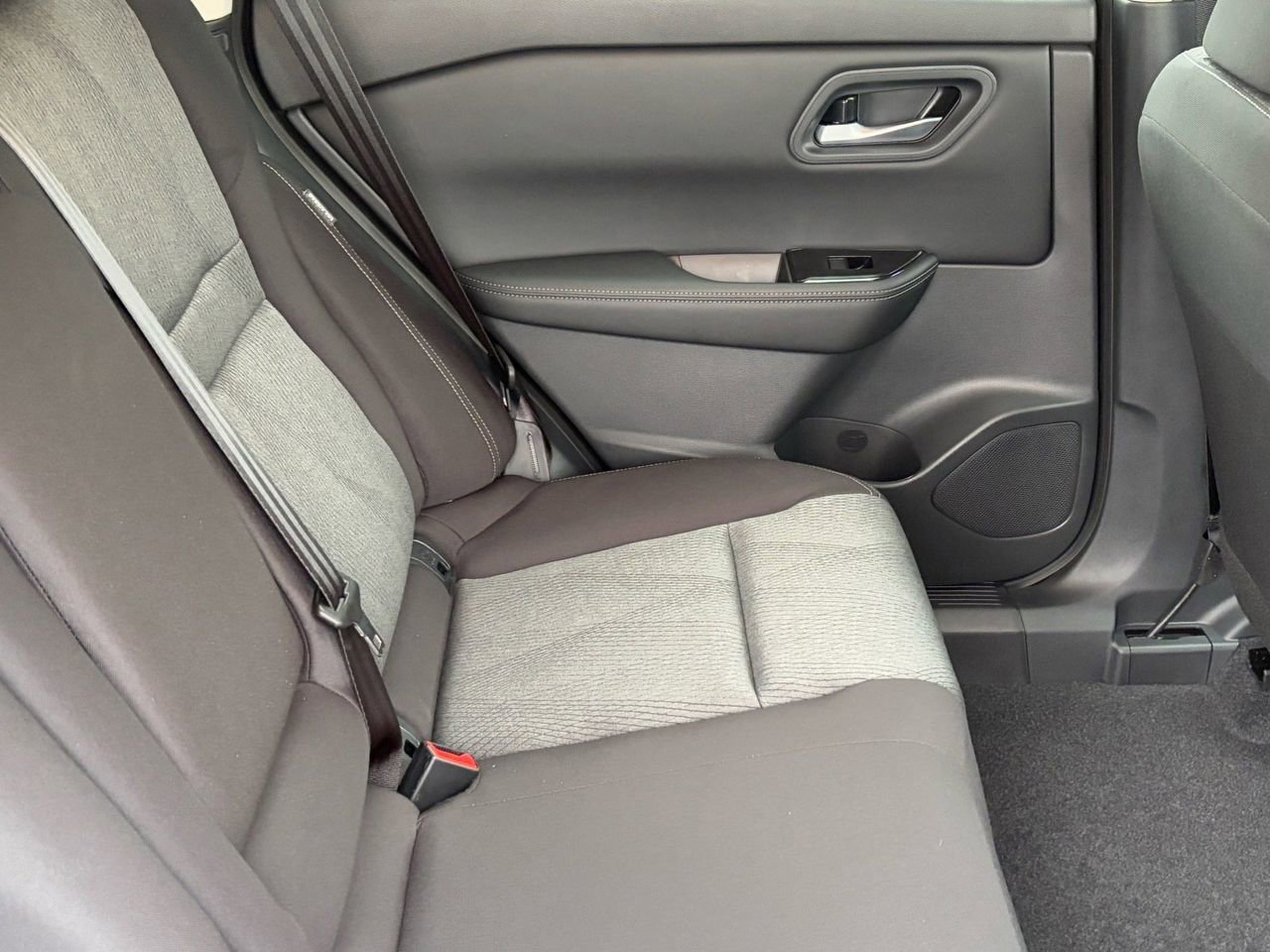 New 2026 Nissan Rogue SV image 12