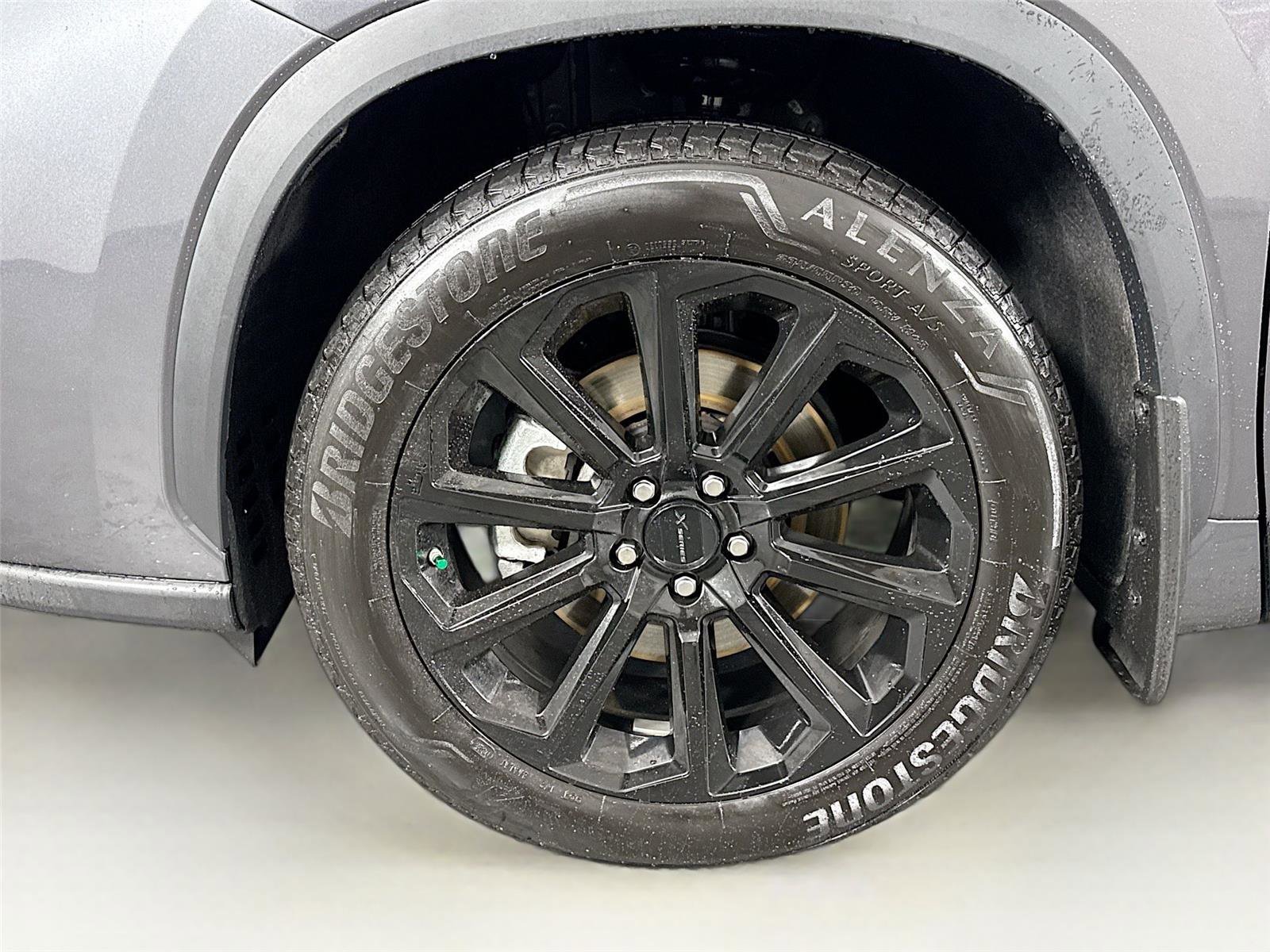 Certified 2025 Toyota Highlander Platinum image 48