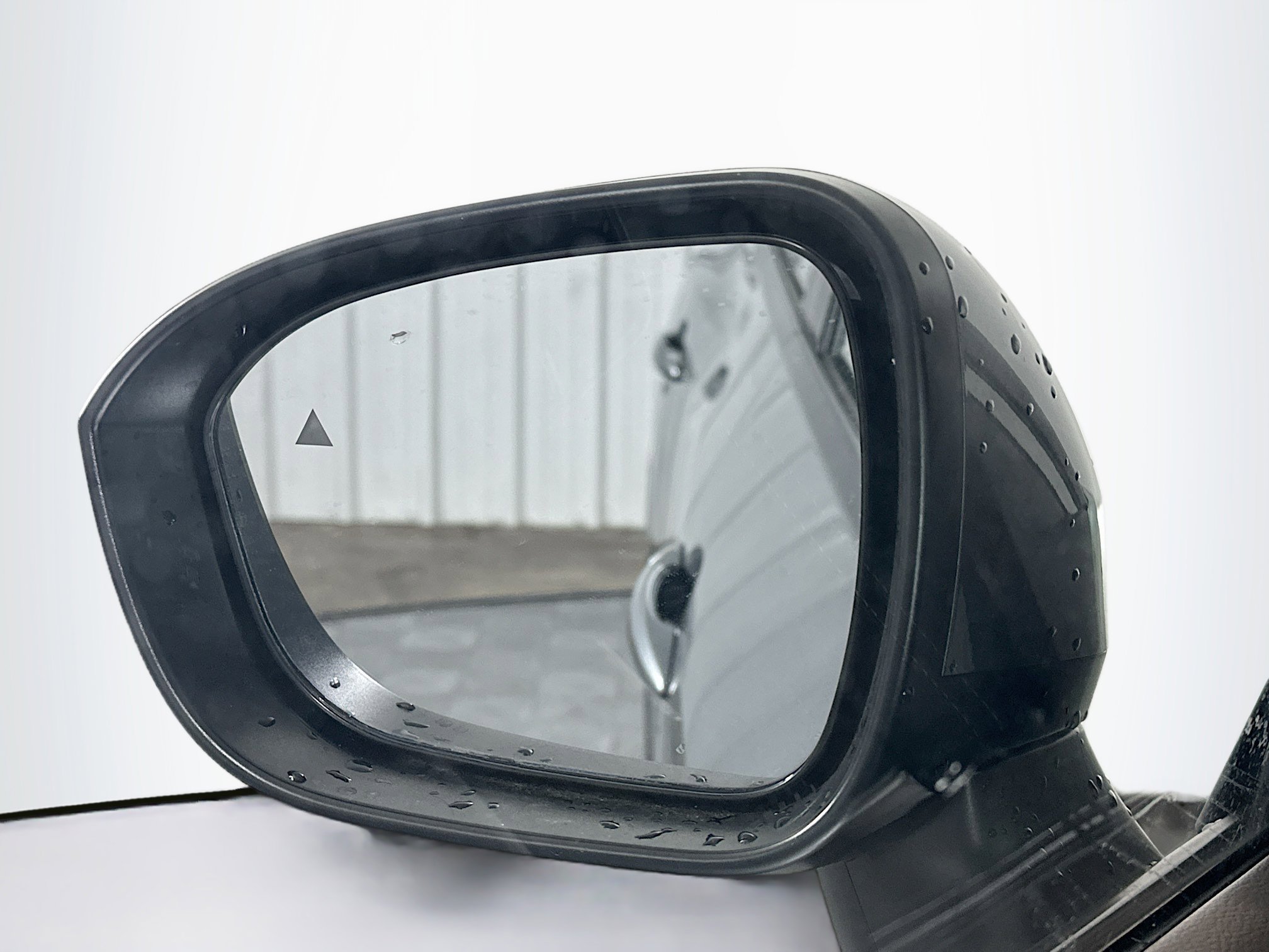 Used 2023 Nissan Rogue SV FWD image 16