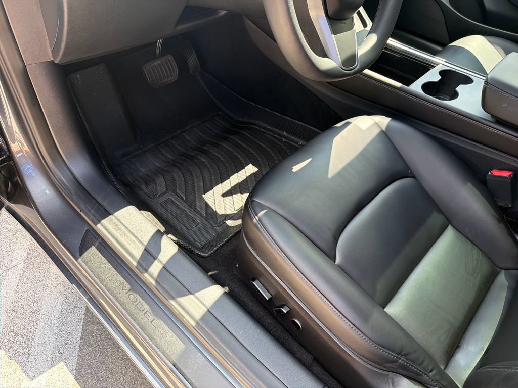 Used 2023 Tesla Model 3 Standard Range RWD image 21