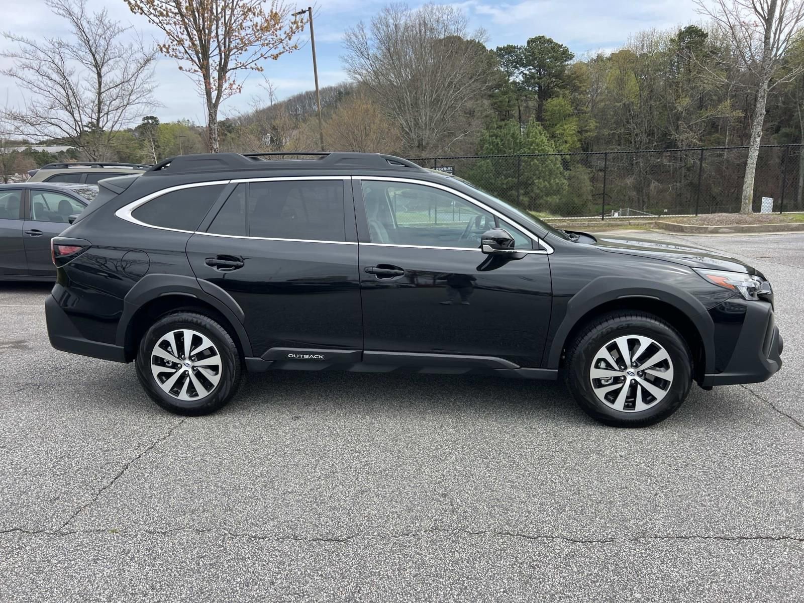 Certified 2025 Subaru Outback Premium w/ Popular Package #1A image 8