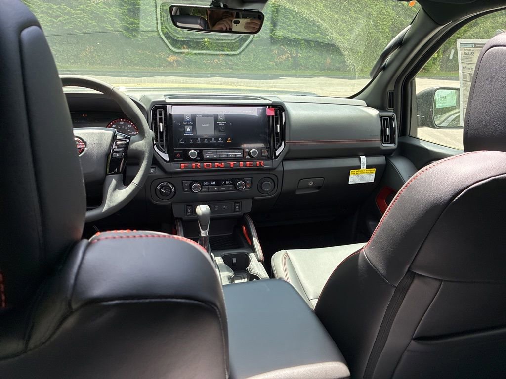 New 2026 Nissan Frontier PRO-4X w/ Pro Premium Package AWD/4WD image 23