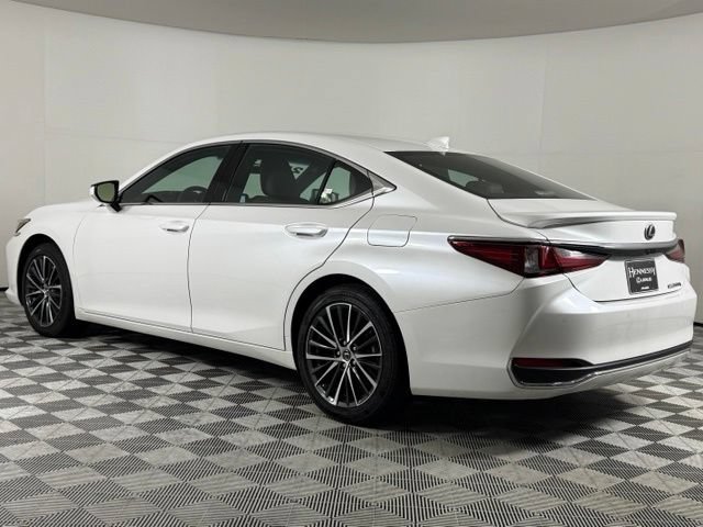 Certified 2025 Lexus ES 300h w/ Premium Package FWD image 7