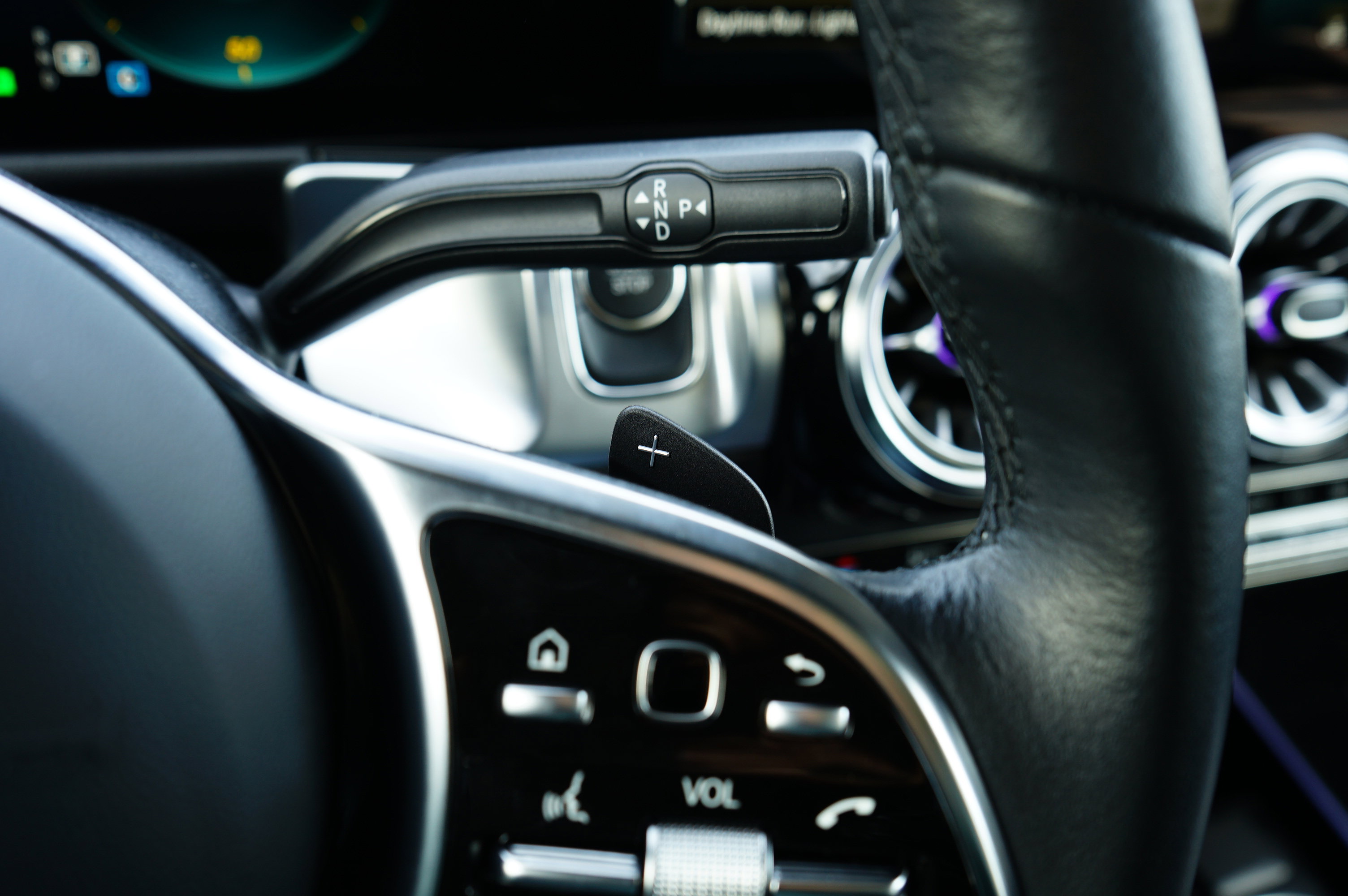 Used 2023 Mercedes-Benz EQB 300 4MATIC image 41