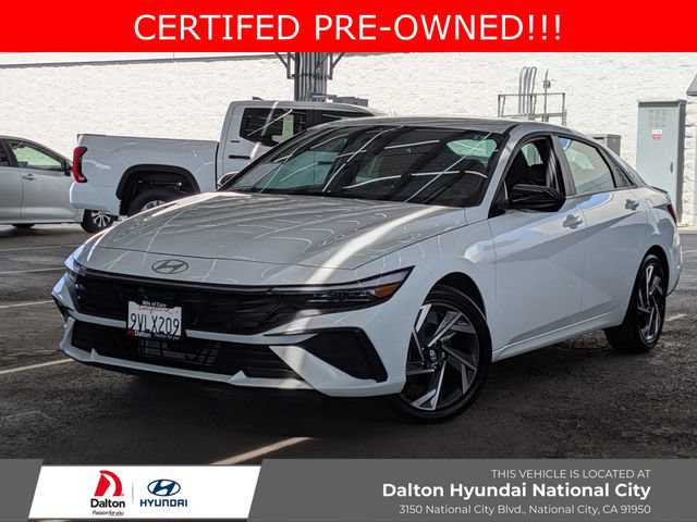 Used 2025 Hyundai Elantra SEL FWD image 1