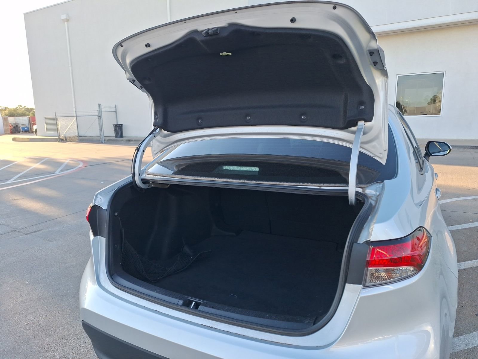 Used 2023 Toyota Corolla LE image 36