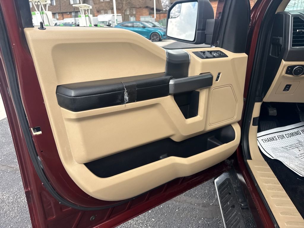 Used 2016 Ford F150 XLT w/ Equipment Group 302A Luxury image 26