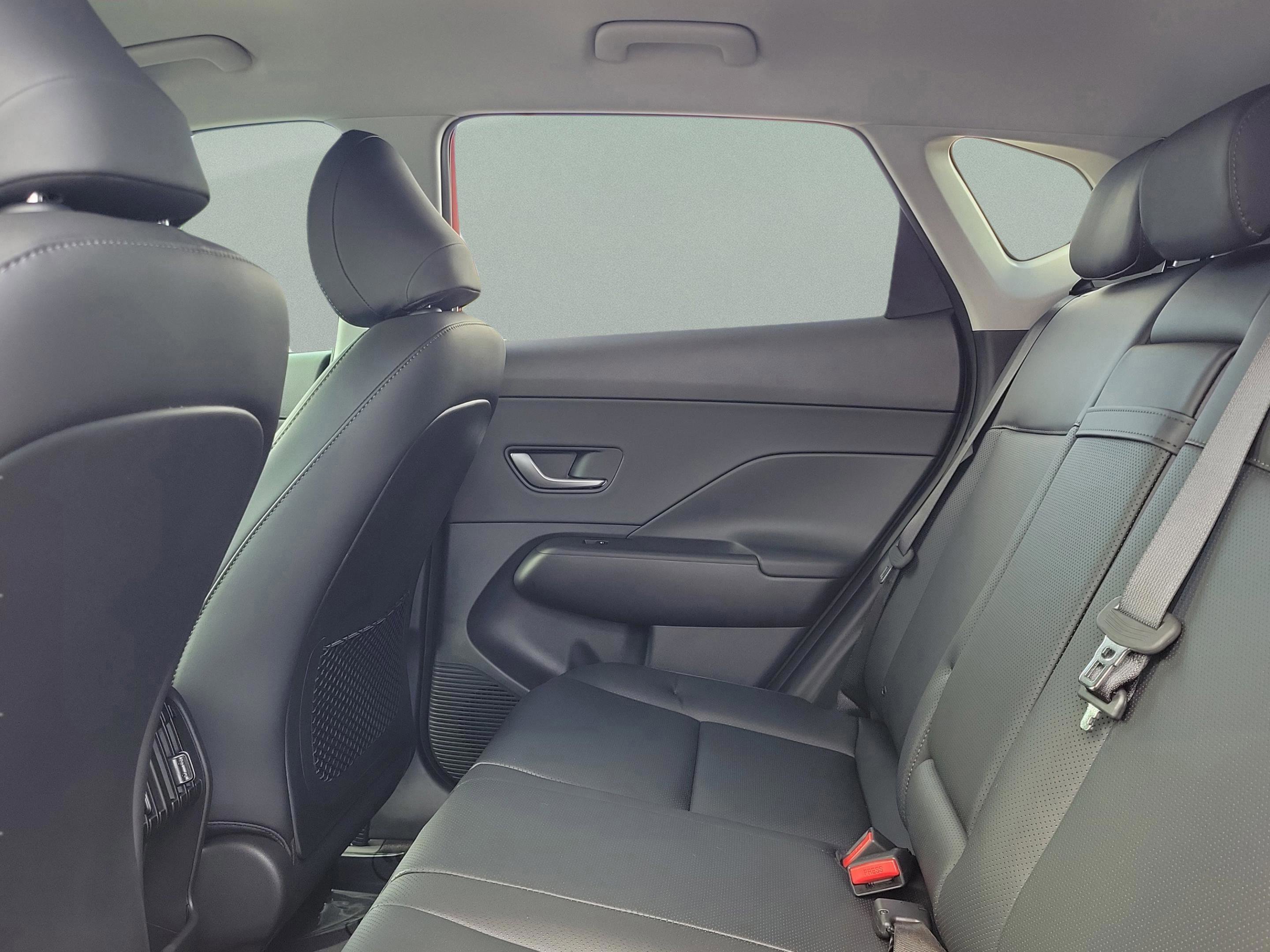 New 2026 Hyundai Kona SEL Premium image 34