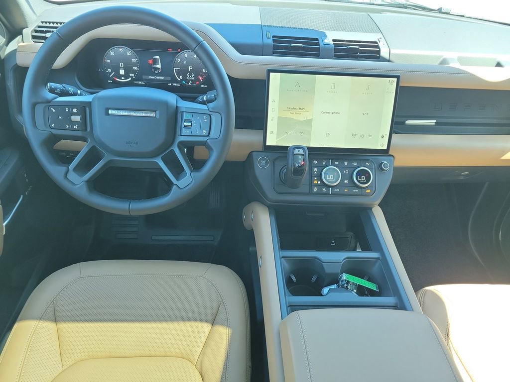 New 2026 Land Rover Defender 130 X-Dynamic SE AWD/4WD image 17
