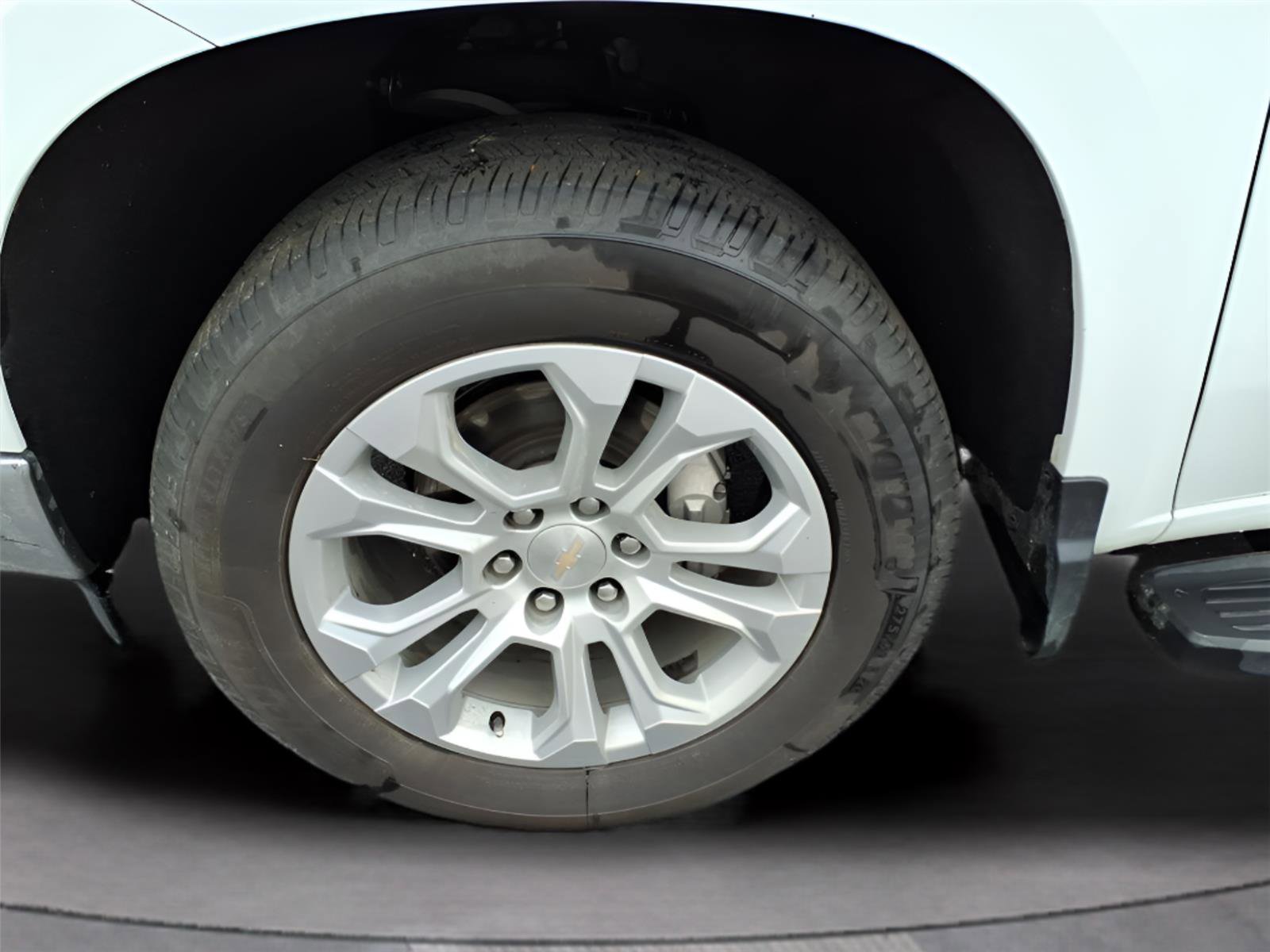 Used 2022 Chevrolet Silverado 1500 LTZ w/ LTZ Premium Package image 9