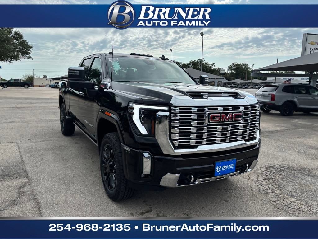 New 2025 GMC Sierra 2500 Denali w/ Denali Reserve Package image 3