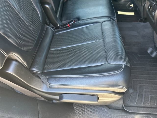 Used 2022 Jeep Grand Cherokee L Overland w/ Advanced Protech Group III AWD/4WD image 18