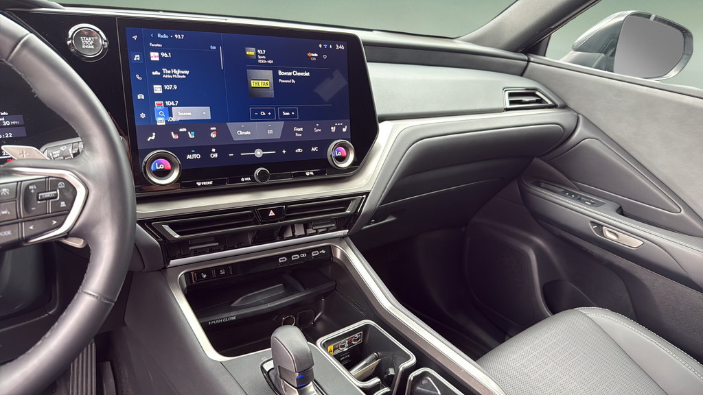 Used 2025 Lexus TX 350 AWD w/ Technology Package image 31