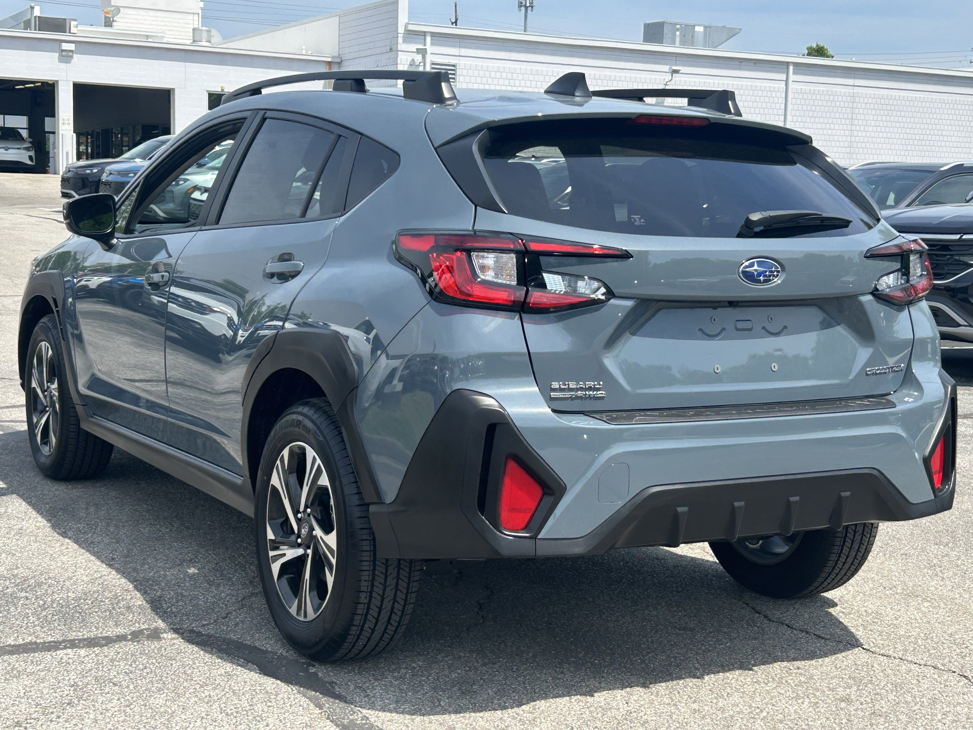 Used 2025 Subaru Crosstrek 2.0i Premium AWD/4WD image 5